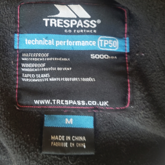 Trespass Ski Jacket - Picture 3 of 3